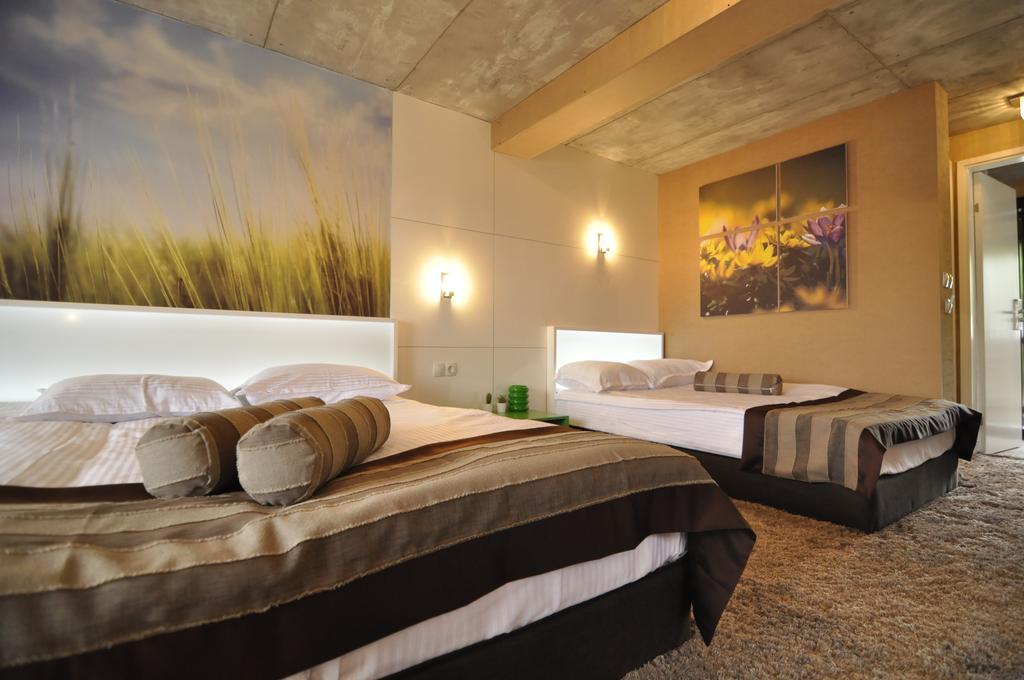 Aparthotel Seasons Glavatarski Han Glavatartsi Exterior foto