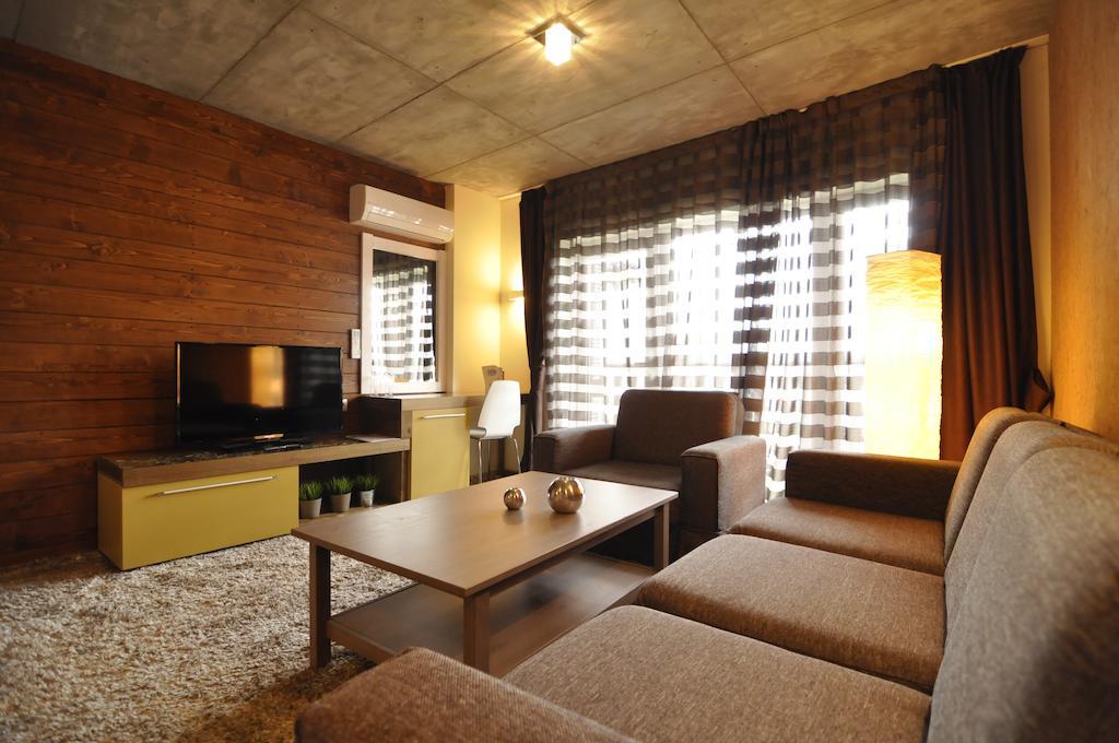 Aparthotel Seasons Glavatarski Han Glavatartsi Exterior foto