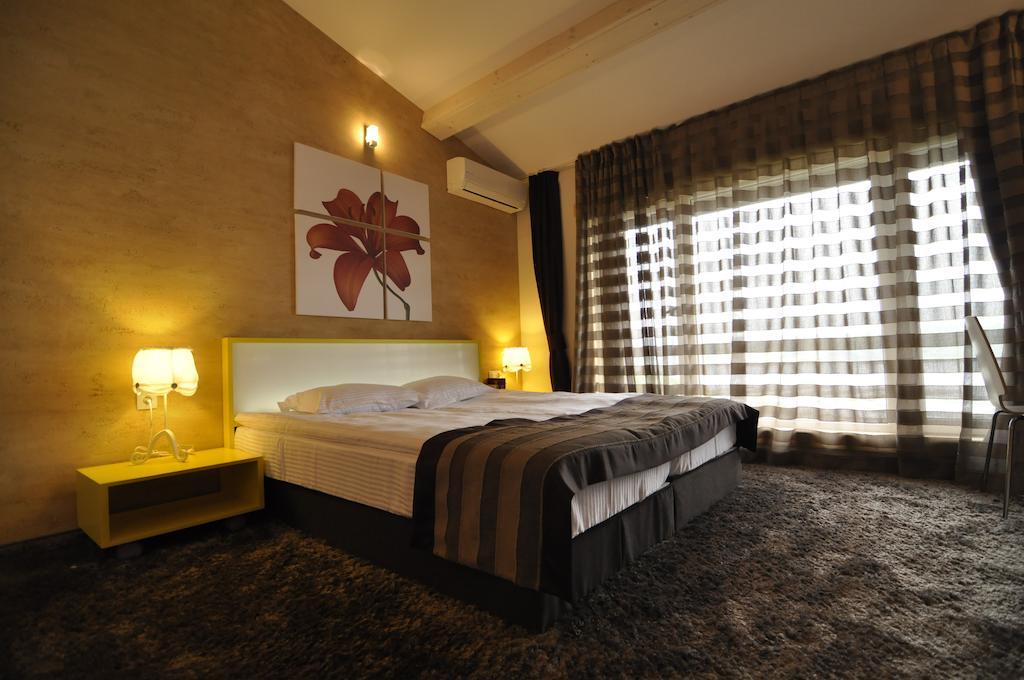 Aparthotel Seasons Glavatarski Han Glavatartsi Habitación foto